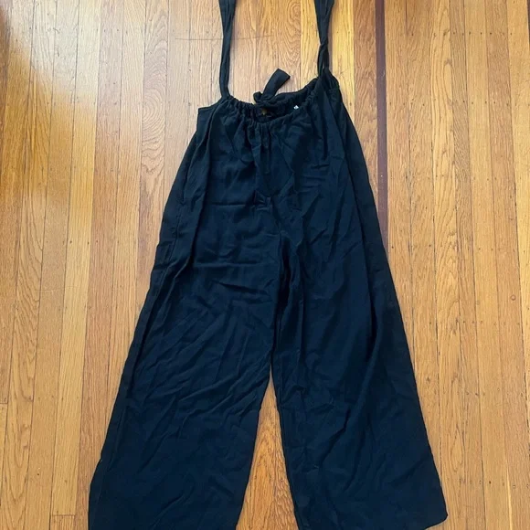 ZENANA Wide Leg Tie Back Suspender Jumpsuit overalls pants Black Small EUC - Picture 7 of 10
